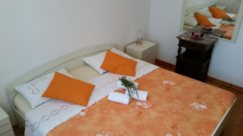 Apartments Milica أوماغ الغرفة الصورة